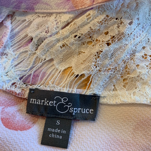 Sleeveless flower print blouse - Picture 4 of 4